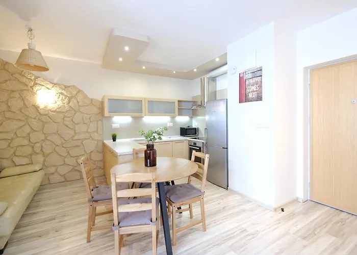 Superior Panska, 2 Rooms, 1 Bedroom, Metro! 24H Reception!