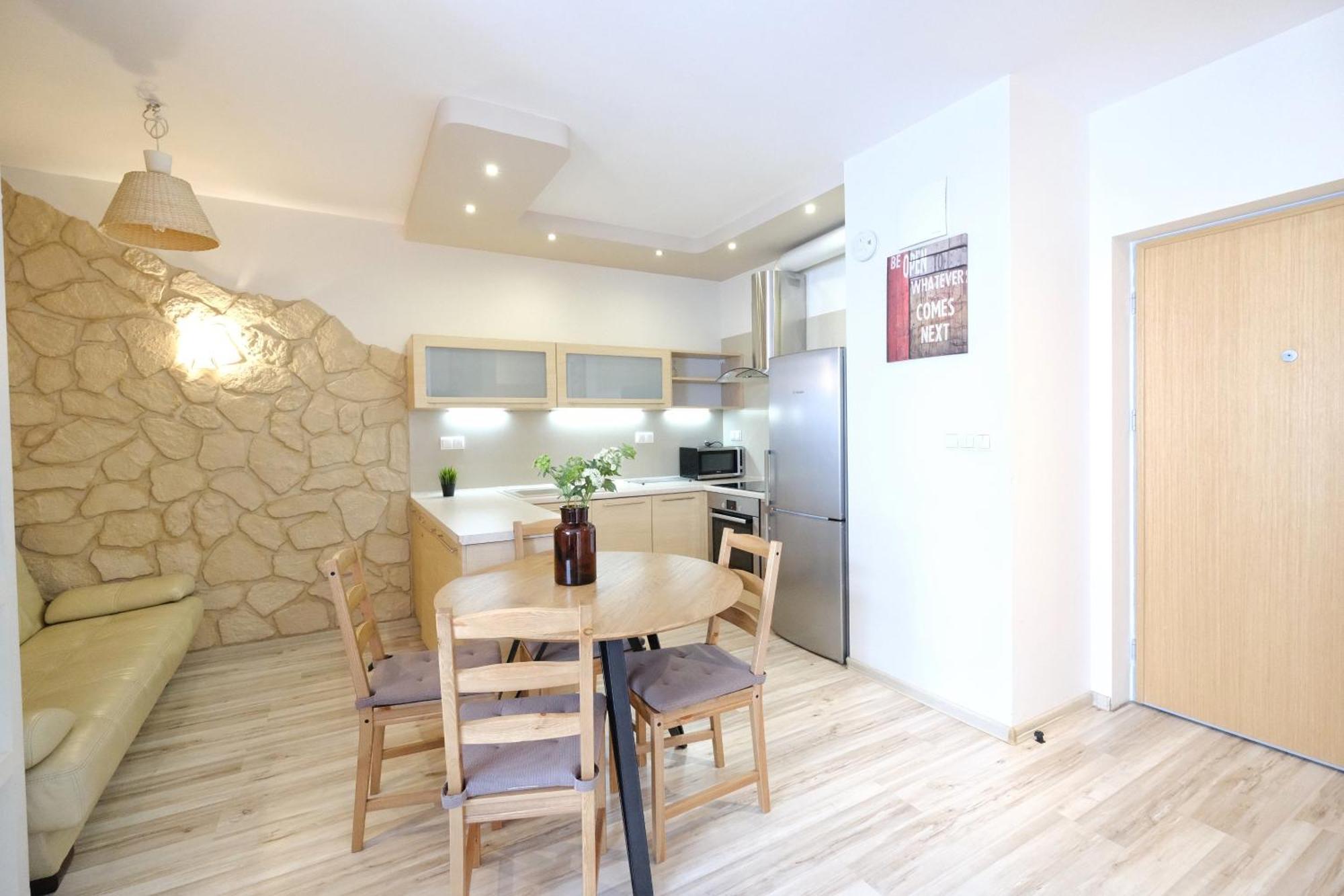 Superior Panska, 2 Rooms, 1 Bedroom, Metro! 24h Reception! *